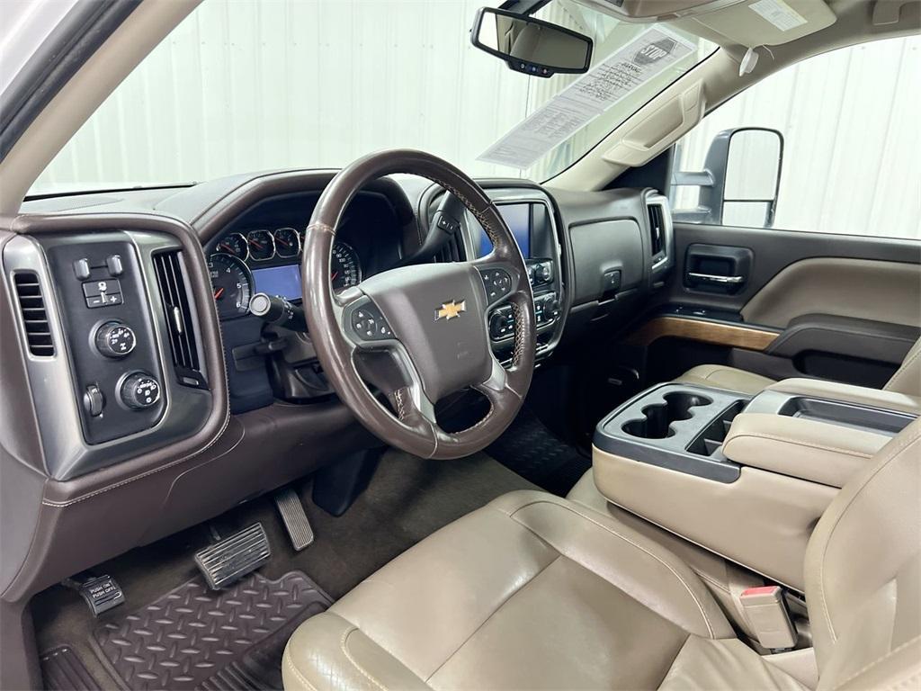 used 2015 Chevrolet Silverado 1500 car, priced at $26,587