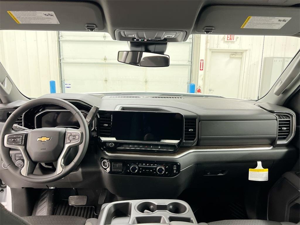 new 2025 Chevrolet Silverado 1500 car, priced at $44,595