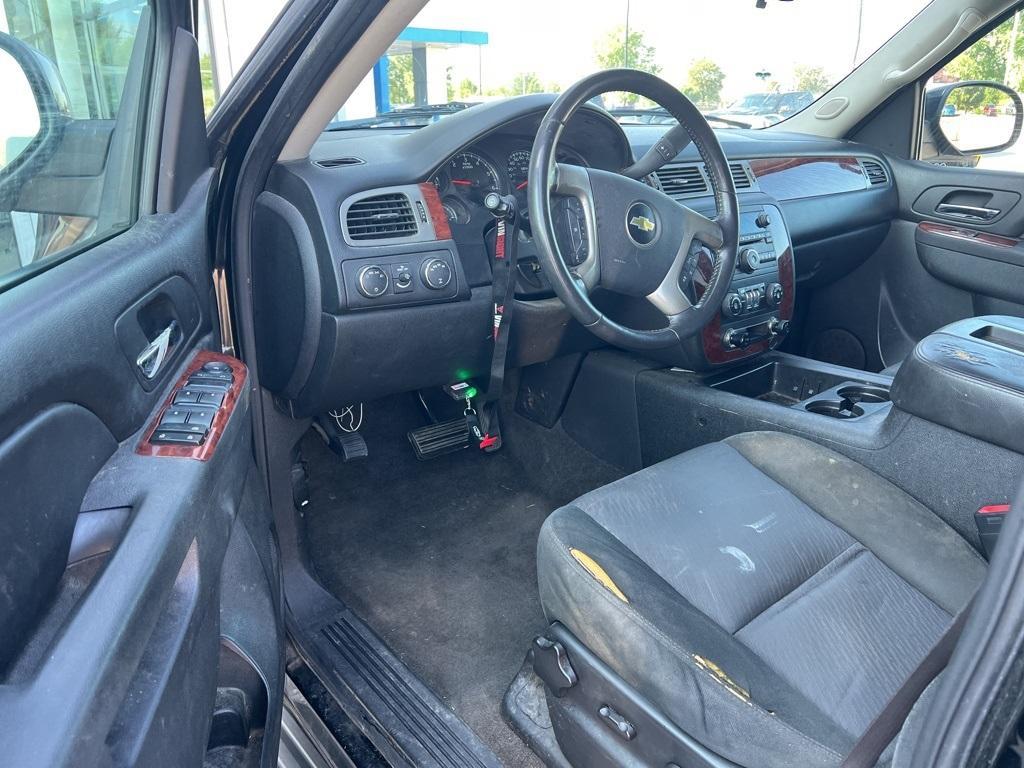 used 2012 Chevrolet Suburban car, priced at $4,900