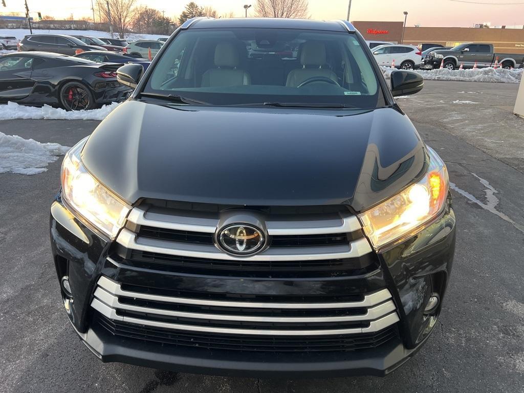 used 2018 Toyota Highlander car, priced at $21,987