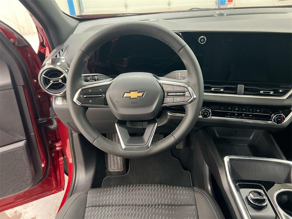 new 2026 Chevrolet Equinox car, priced at $27,990