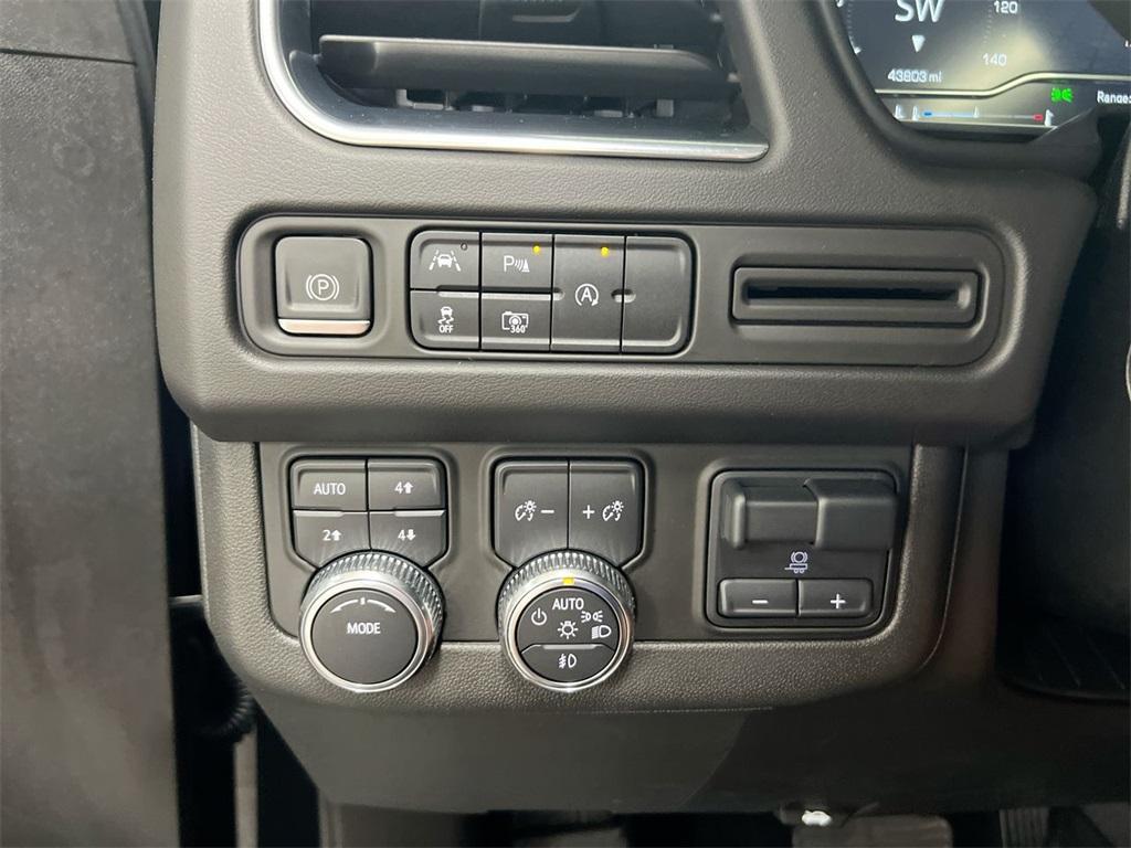 used 2023 GMC Yukon car, priced at $59,987