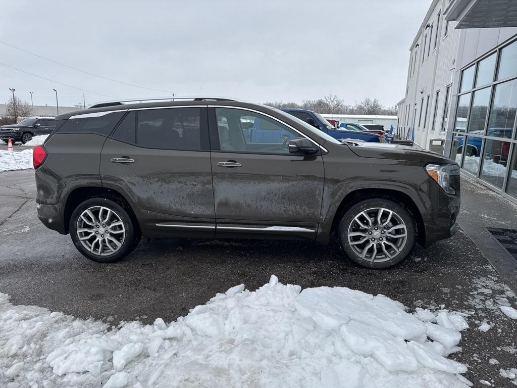 used 2023 GMC Terrain car, priced at $29,987