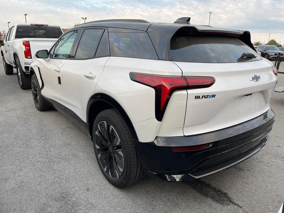 new 2025 Chevrolet Blazer EV car, priced at $53,373