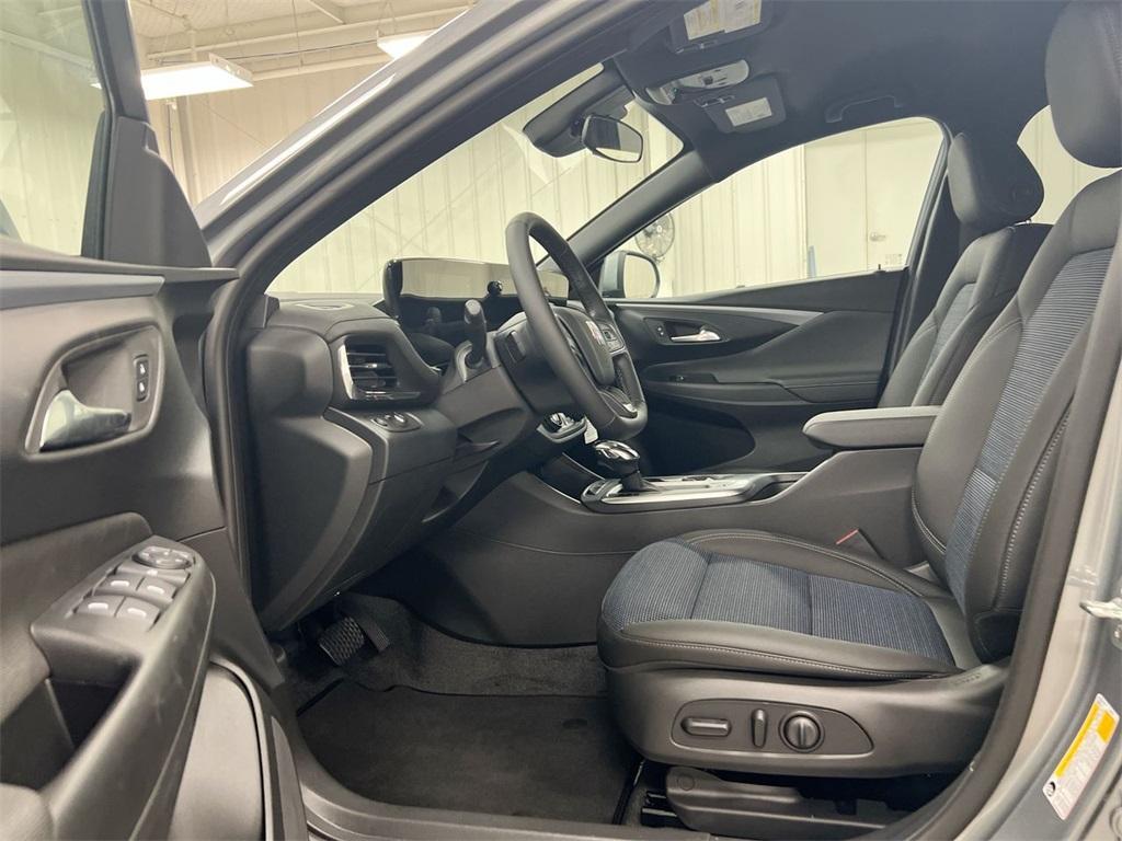 new 2026 Buick Envista car, priced at $26,467