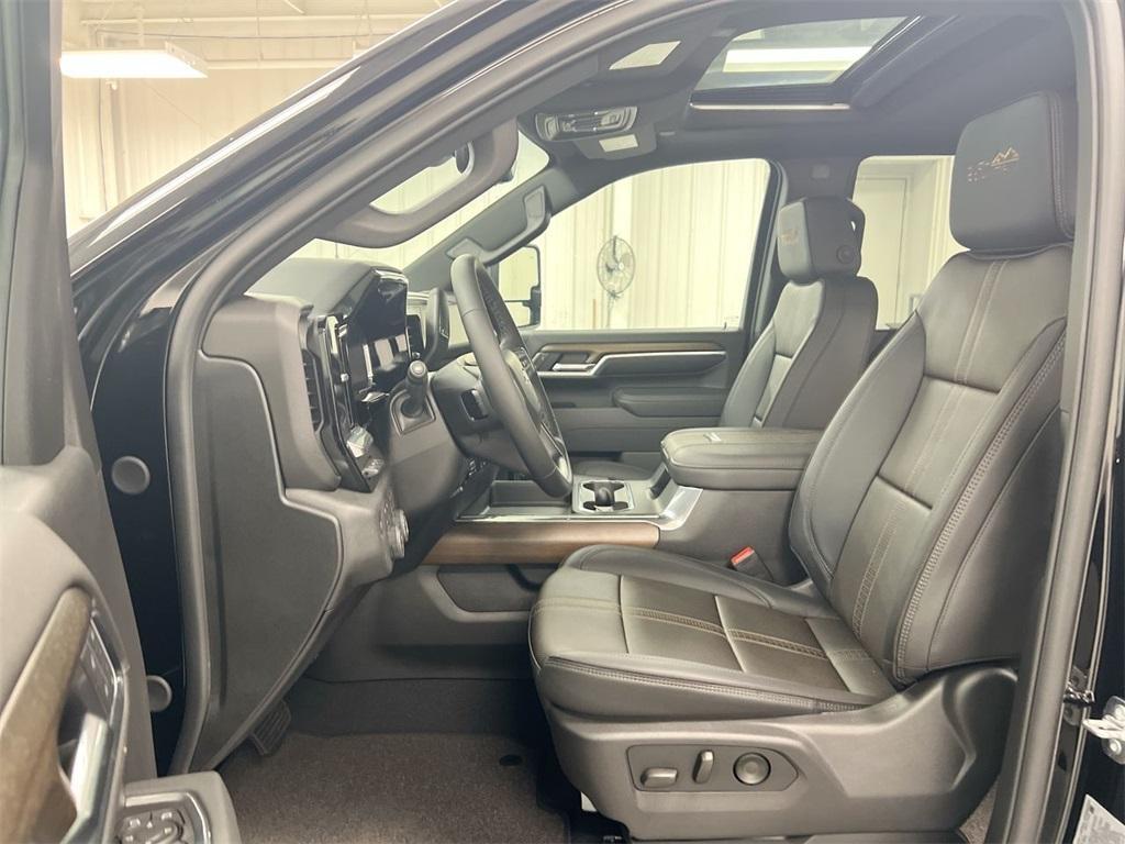 new 2026 Chevrolet Silverado 2500 car, priced at $89,873