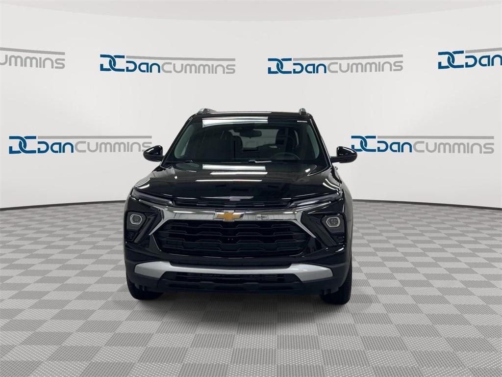 new 2025 Chevrolet TrailBlazer car, priced at $26,595