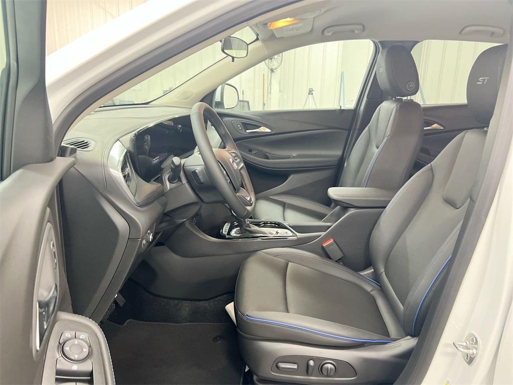 new 2026 Buick Encore GX car, priced at $27,090