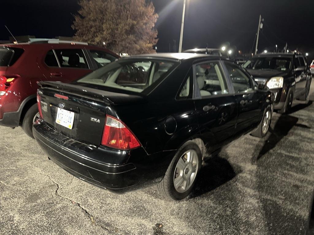 used 2005 Ford Focus car, priced at $1,900