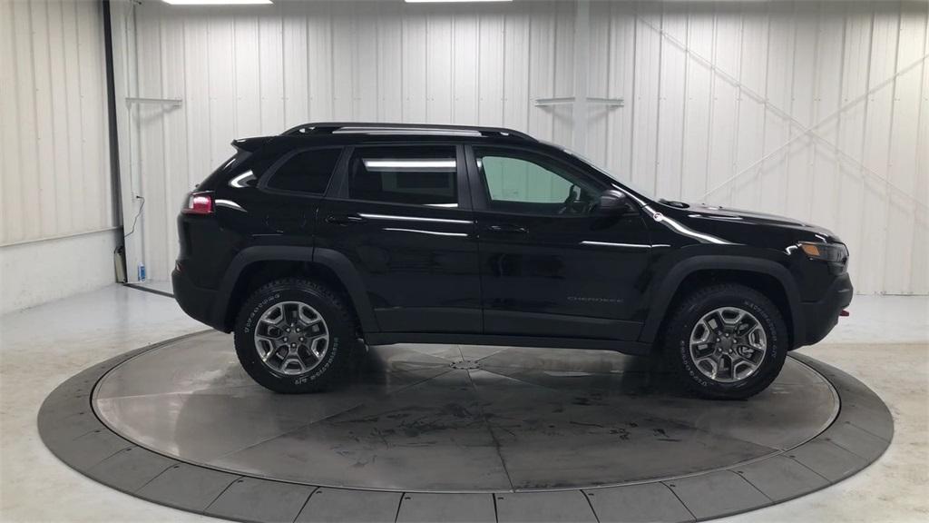 used 2019 Jeep Cherokee car, priced at $17,387