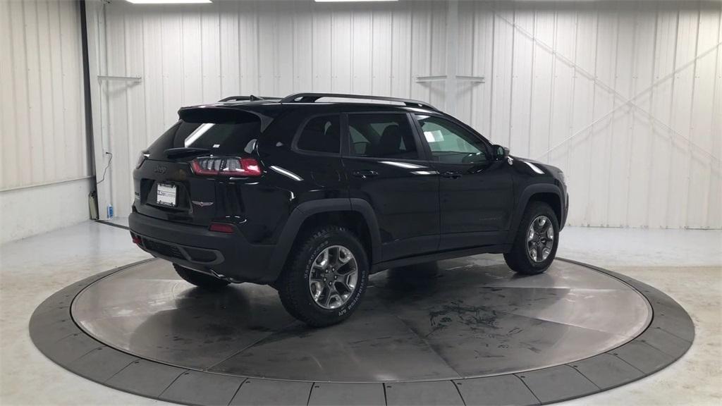 used 2019 Jeep Cherokee car, priced at $17,387