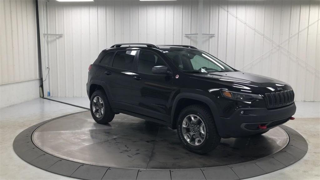 used 2019 Jeep Cherokee car, priced at $17,387