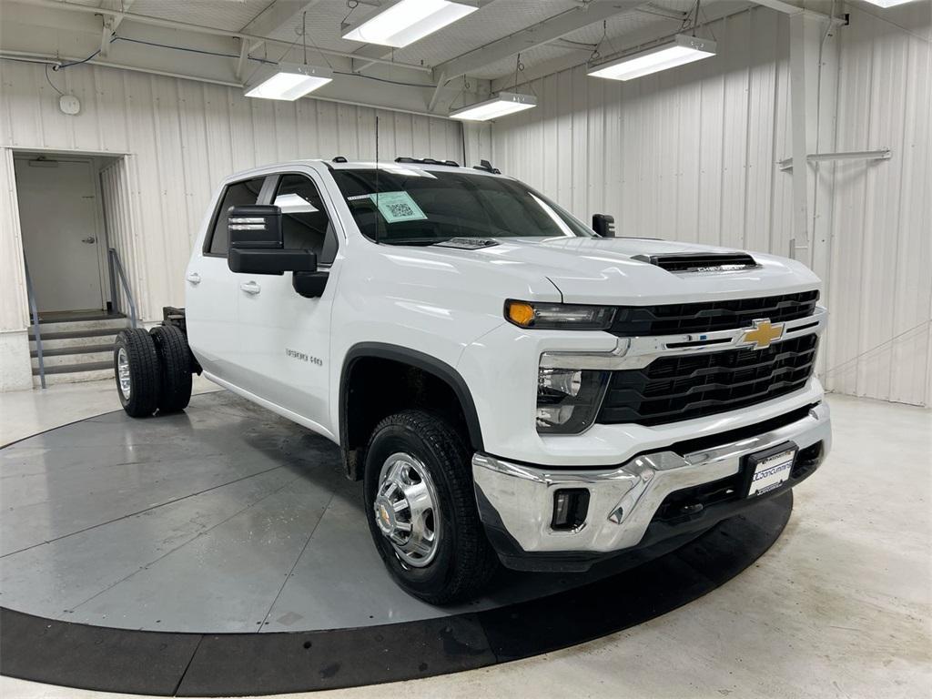 used 2024 Chevrolet Silverado 3500 car, priced at $59,587