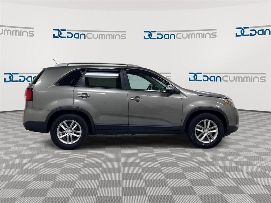 used 2014 Kia Sorento car, priced at $7,900