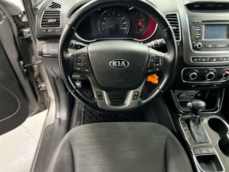 used 2014 Kia Sorento car, priced at $7,900