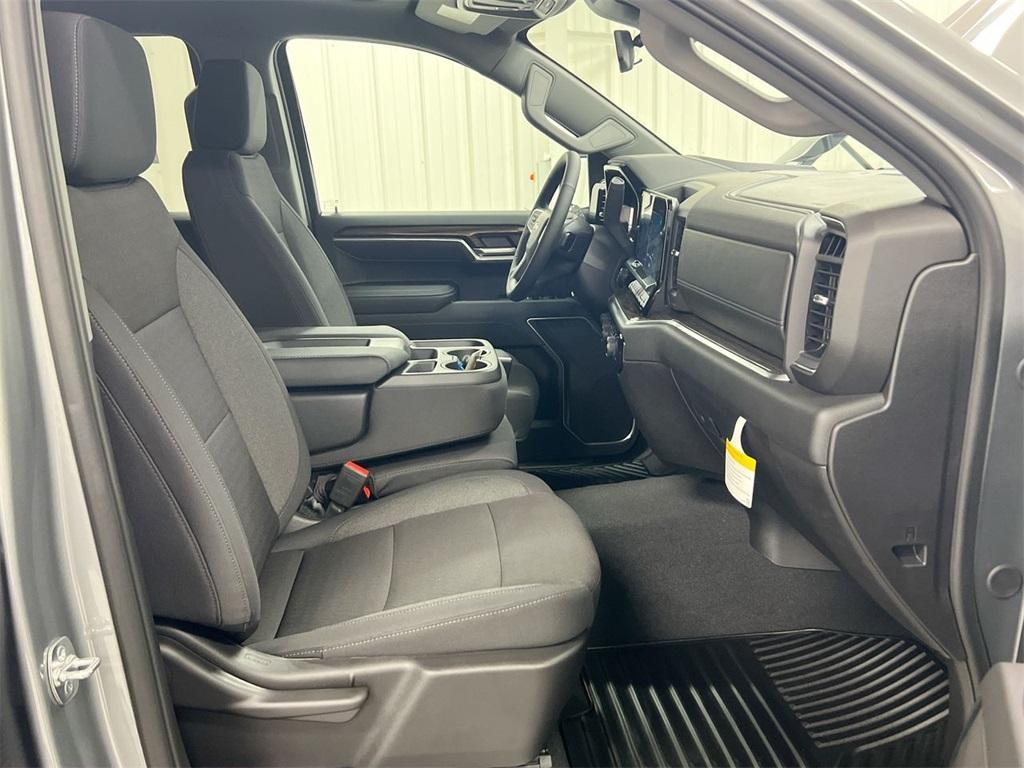 new 2025 Chevrolet Silverado 1500 car, priced at $45,345