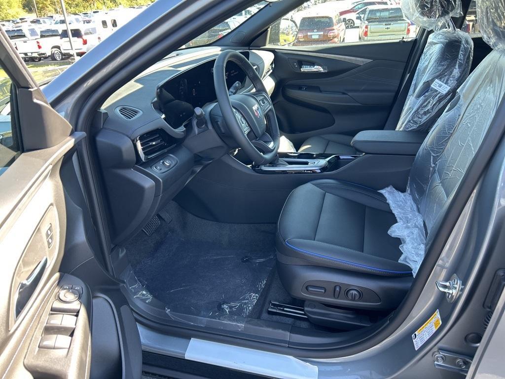 new 2026 Buick Envista car, priced at $28,063