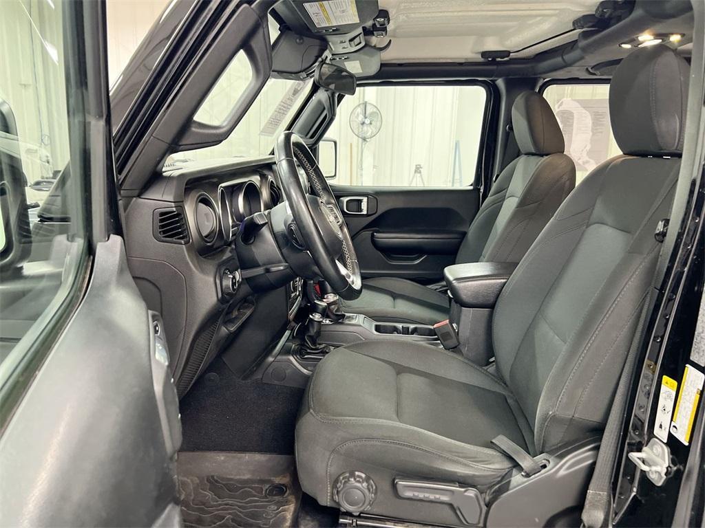 used 2020 Jeep Gladiator car, priced at $23,387