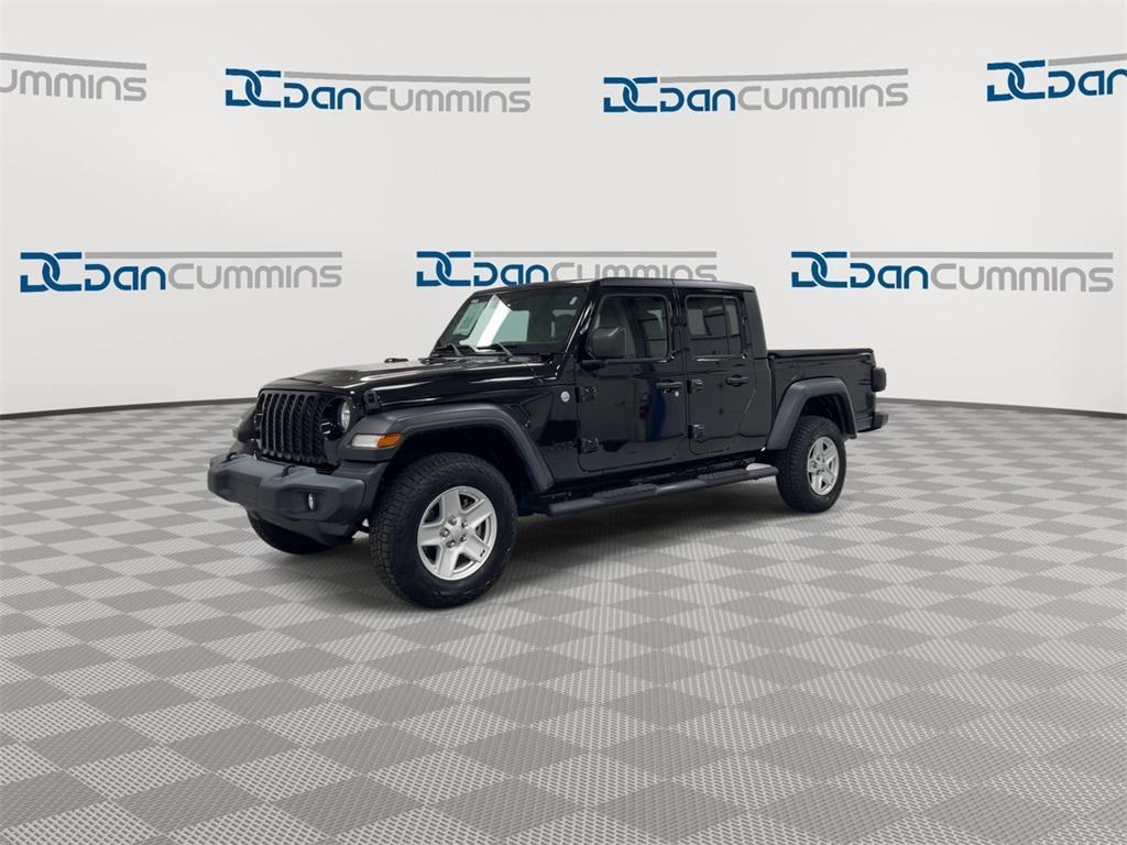 used 2020 Jeep Gladiator car, priced at $23,387
