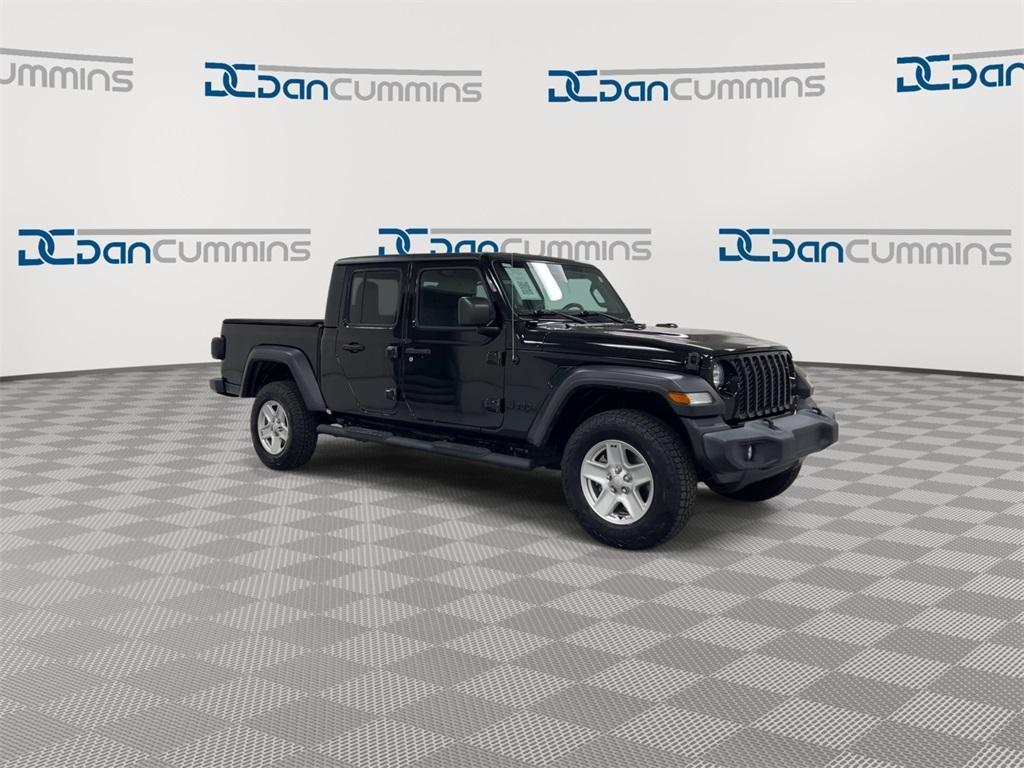 used 2020 Jeep Gladiator car, priced at $23,387
