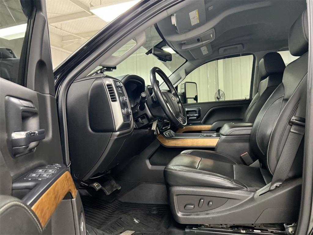 used 2019 Chevrolet Silverado 2500 car, priced at $48,987