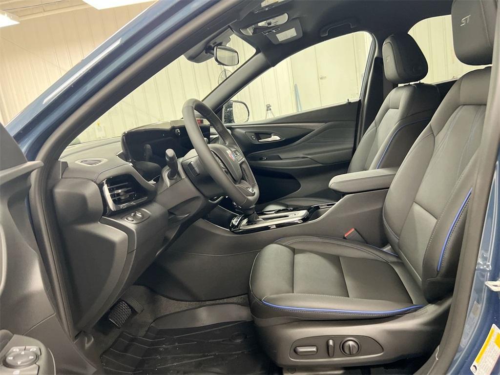 new 2026 Buick Envista car, priced at $28,063