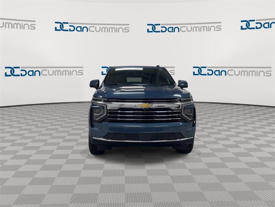 new 2025 Chevrolet Suburban car, priced at $70,795