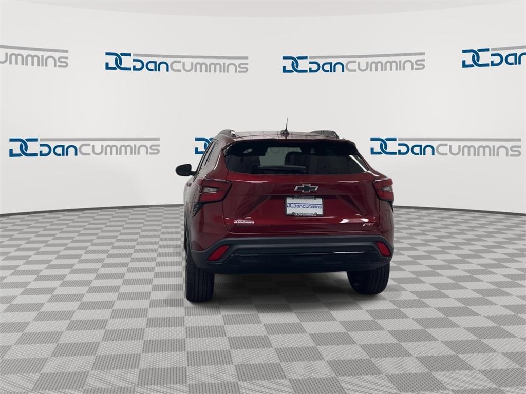 new 2025 Chevrolet Trax car, priced at $25,487