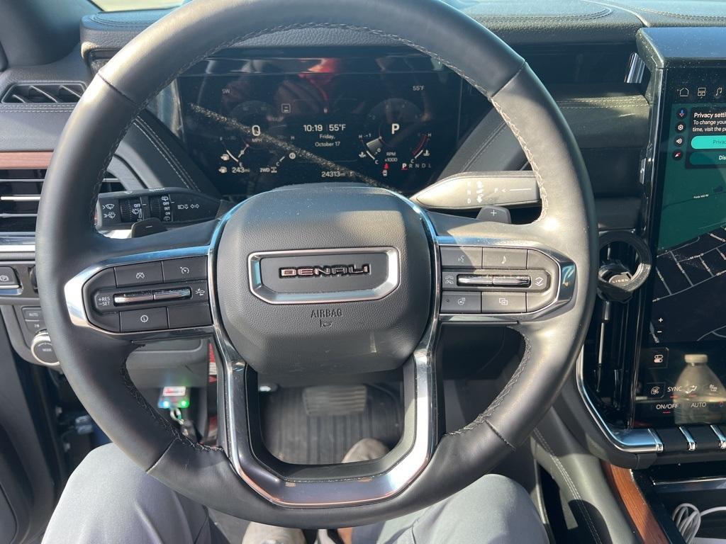 used 2025 GMC Yukon car, priced at $75,587