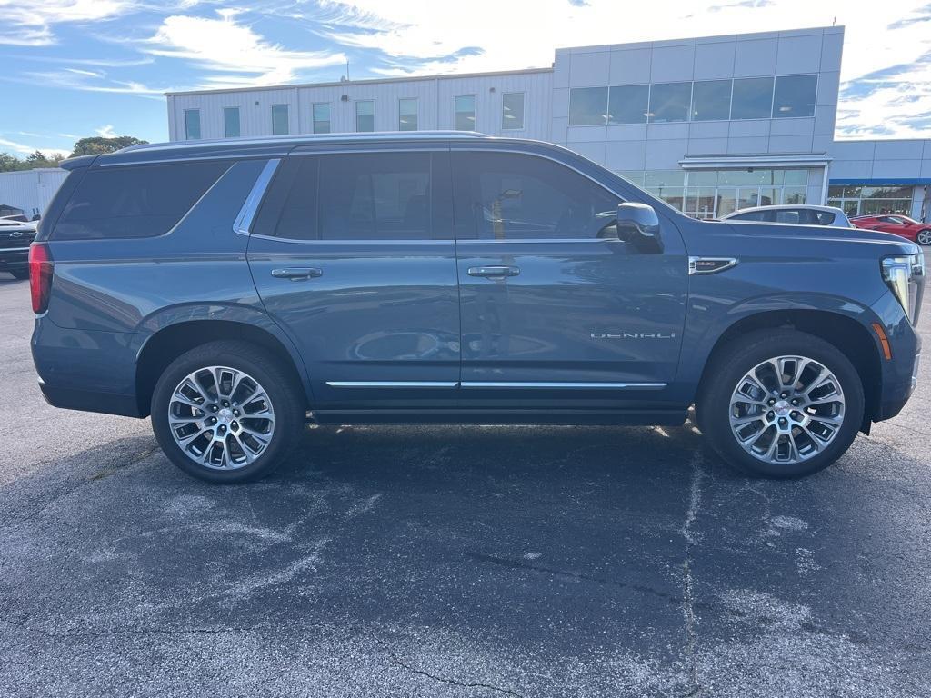 used 2025 GMC Yukon car, priced at $75,587