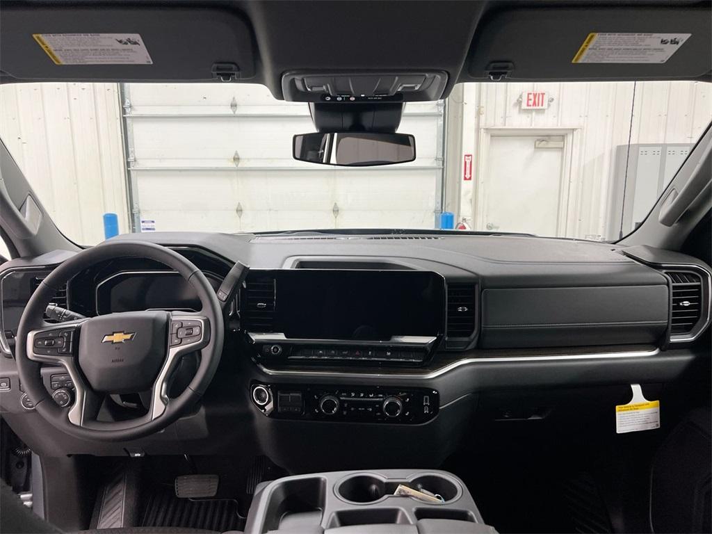 new 2025 Chevrolet Silverado 1500 car, priced at $45,345