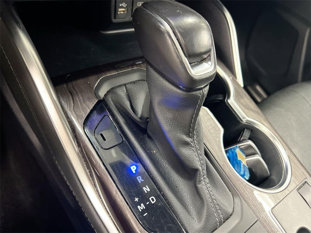 used 2023 Toyota Highlander car, priced at $34,987