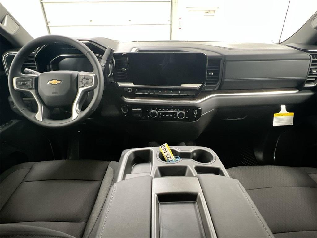 new 2025 Chevrolet Silverado 1500 car, priced at $49,185