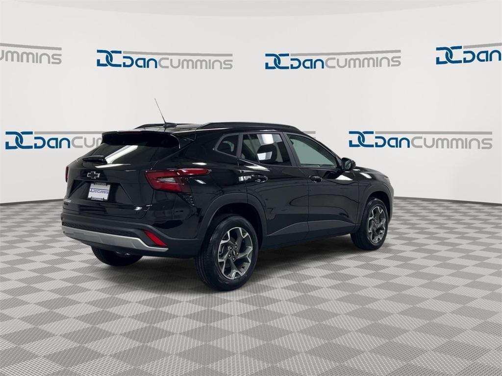 new 2025 Chevrolet Trax car, priced at $24,373