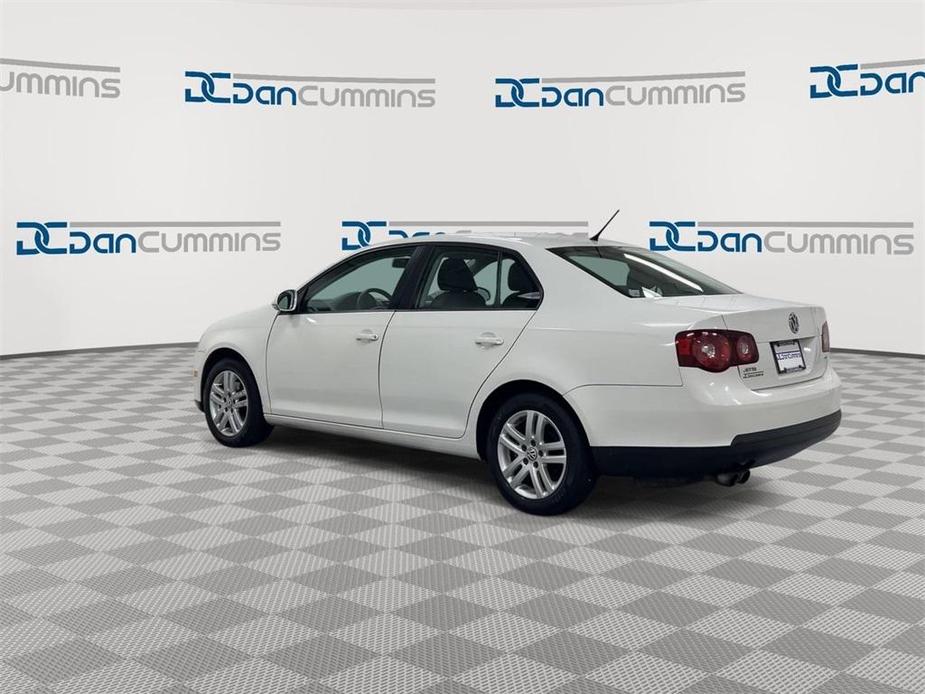 used 2009 Volkswagen Jetta car, priced at $5,500