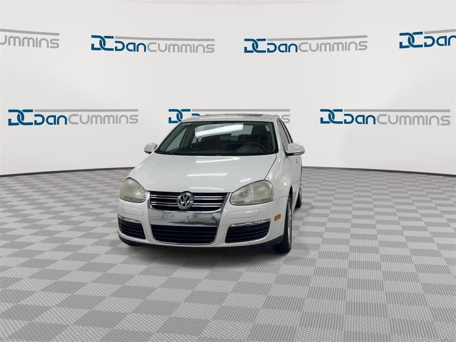 used 2009 Volkswagen Jetta car, priced at $5,500