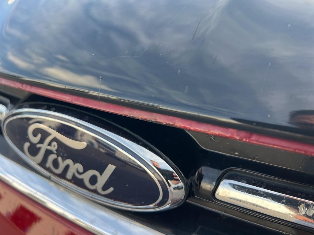 used 2013 Ford Escape car, priced at $5,500