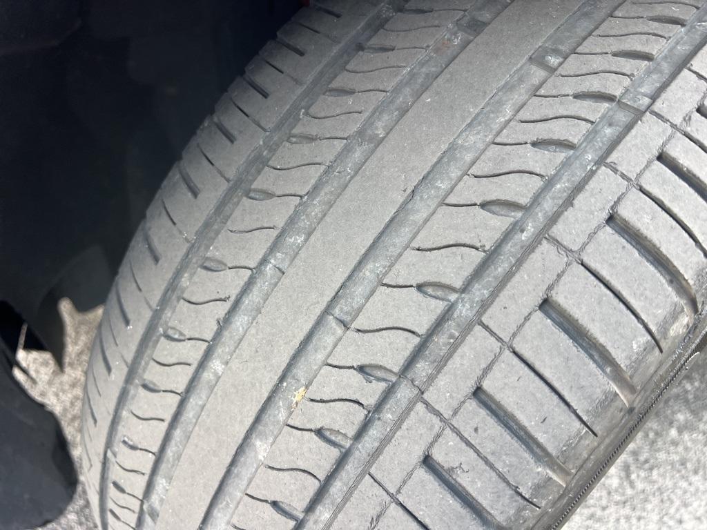 used 2013 Ford Escape car, priced at $5,500