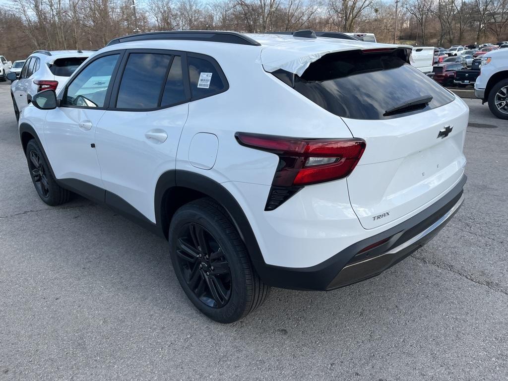 new 2025 Chevrolet Trax car, priced at $25,247