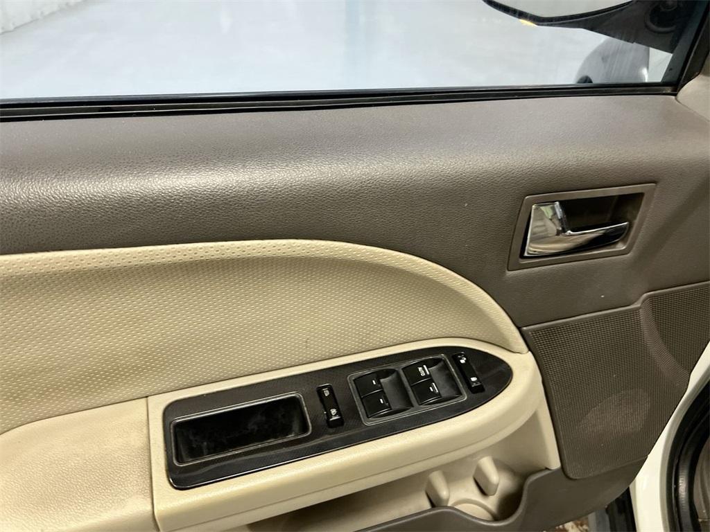 used 2009 Ford Taurus X car, priced at $2,900