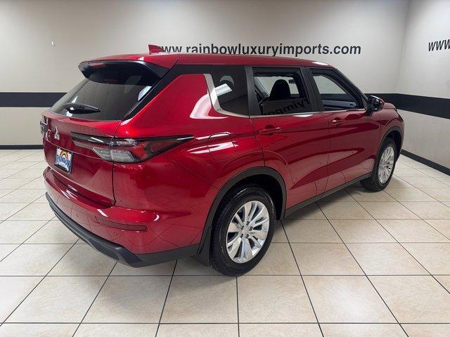 new 2025 Mitsubishi Outlander car, priced at $30,769