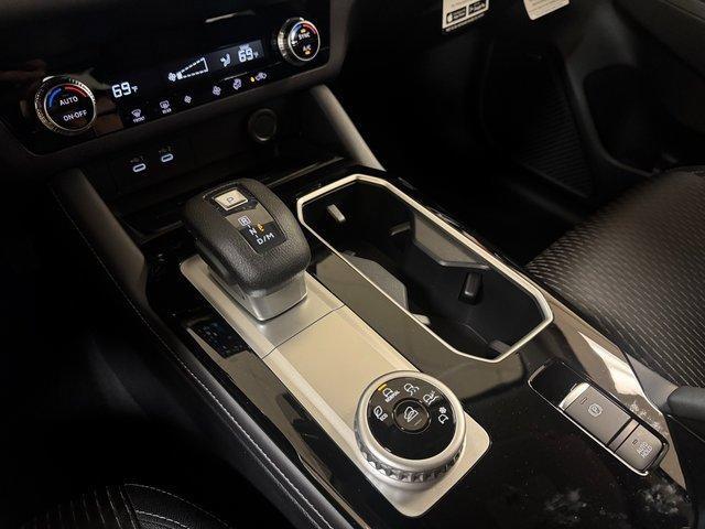 new 2025 Mitsubishi Outlander car, priced at $30,769
