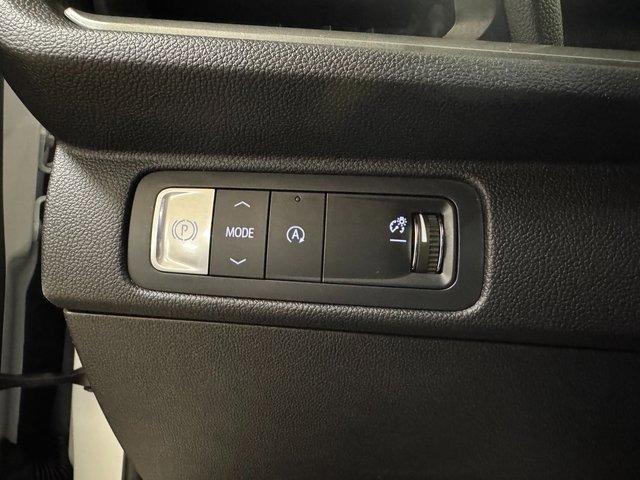 used 2024 Chevrolet Traverse car, priced at $34,987