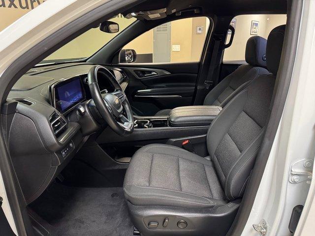 used 2024 Chevrolet Traverse car, priced at $34,987