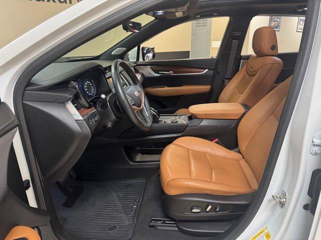used 2024 Cadillac XT5 car, priced at $53,500
