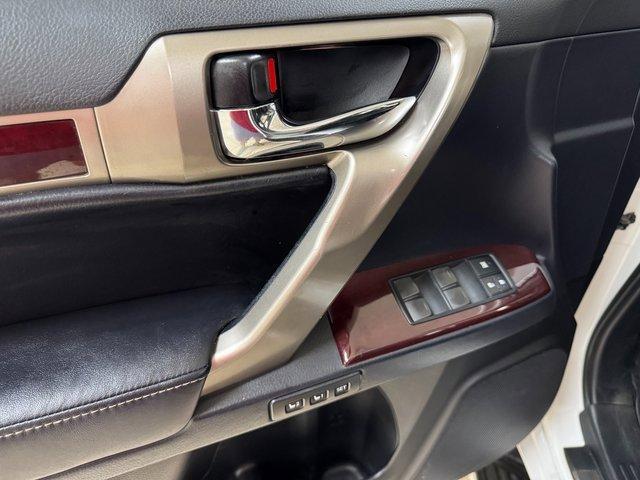 used 2019 Lexus GX 460 car, priced at $27,400
