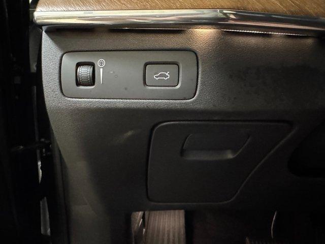 used 2018 Volvo XC90 car, priced at $24,500