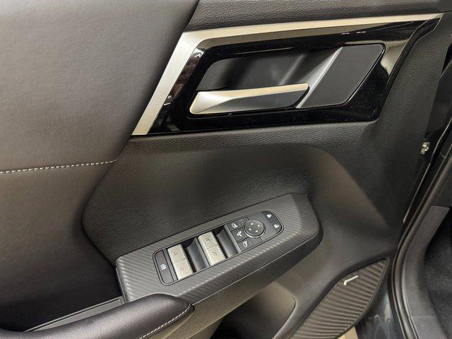 new 2025 Mitsubishi Outlander car, priced at $33,536