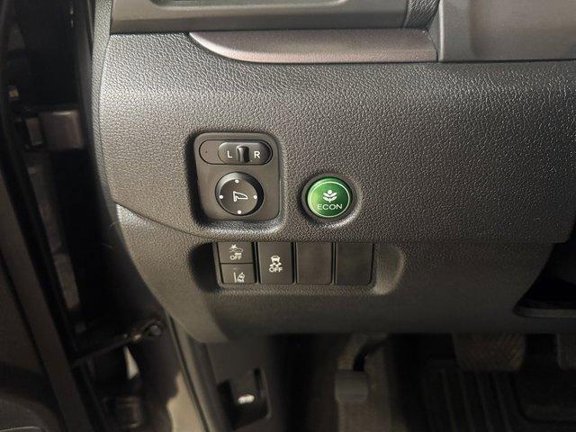 used 2022 Honda Pilot car, priced at $35,300