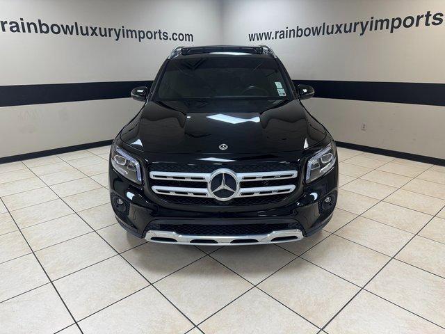used 2022 Mercedes-Benz GLB 250 car, priced at $33,800